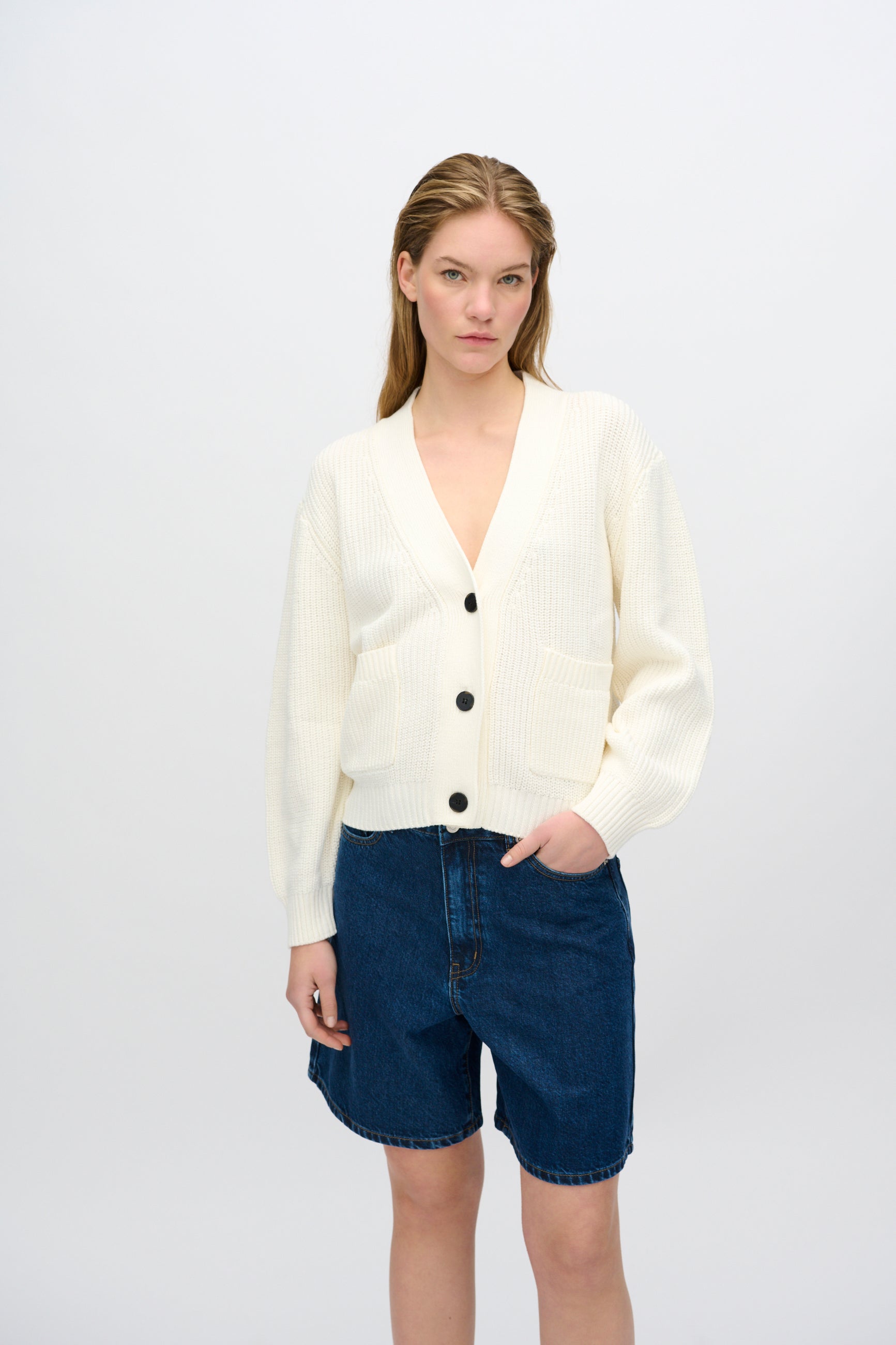 minimum female Gala cardigan G006 GOTS Cardigan 004 Broken White