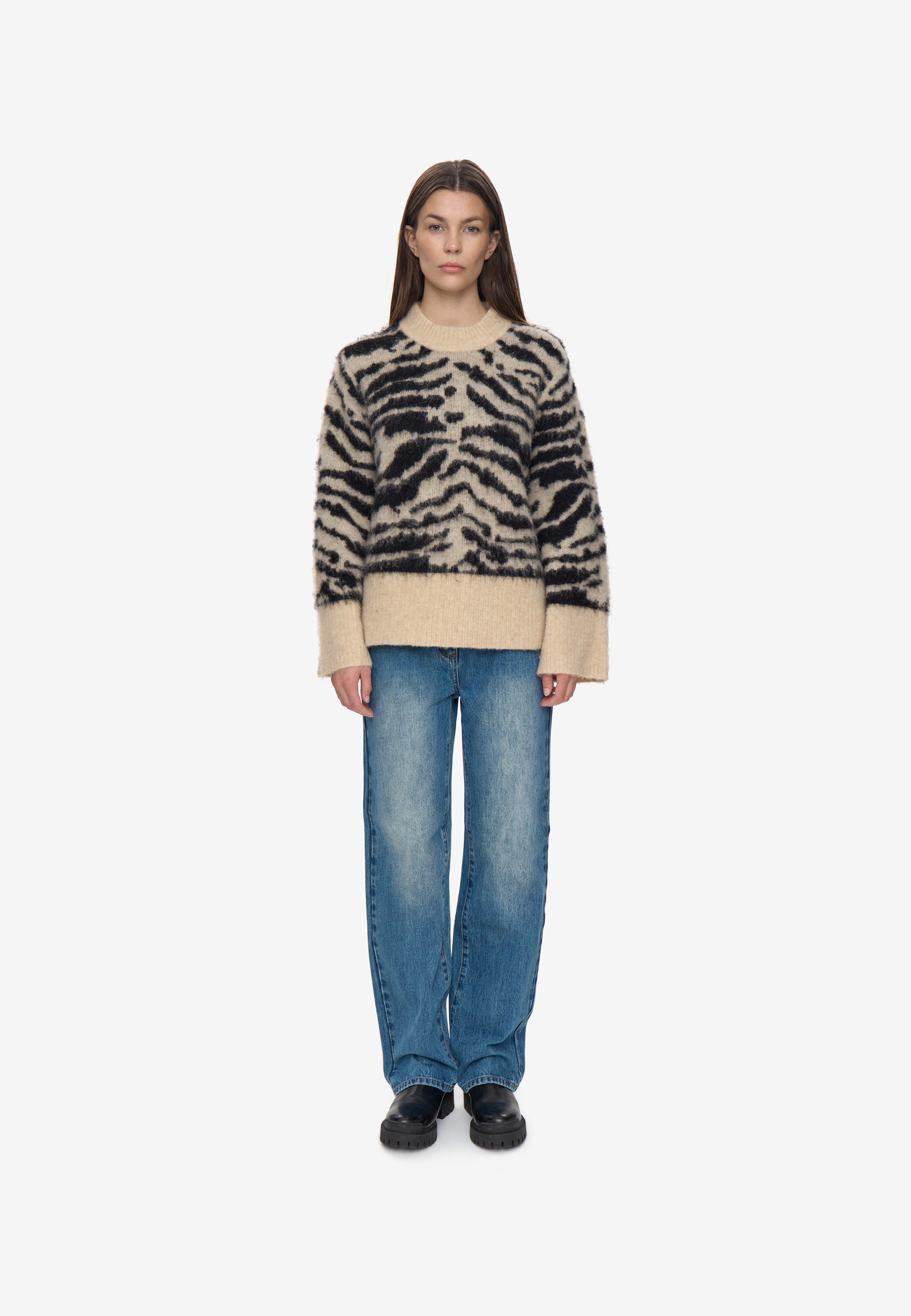 minimum female Brenda jumper 4492 Jumper 5202 Turtledove