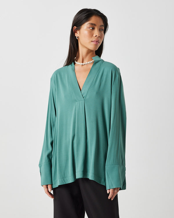 minimum female Cilles 9911 Blouse Long Sleeved Blouse 5612 Sagebrush Green