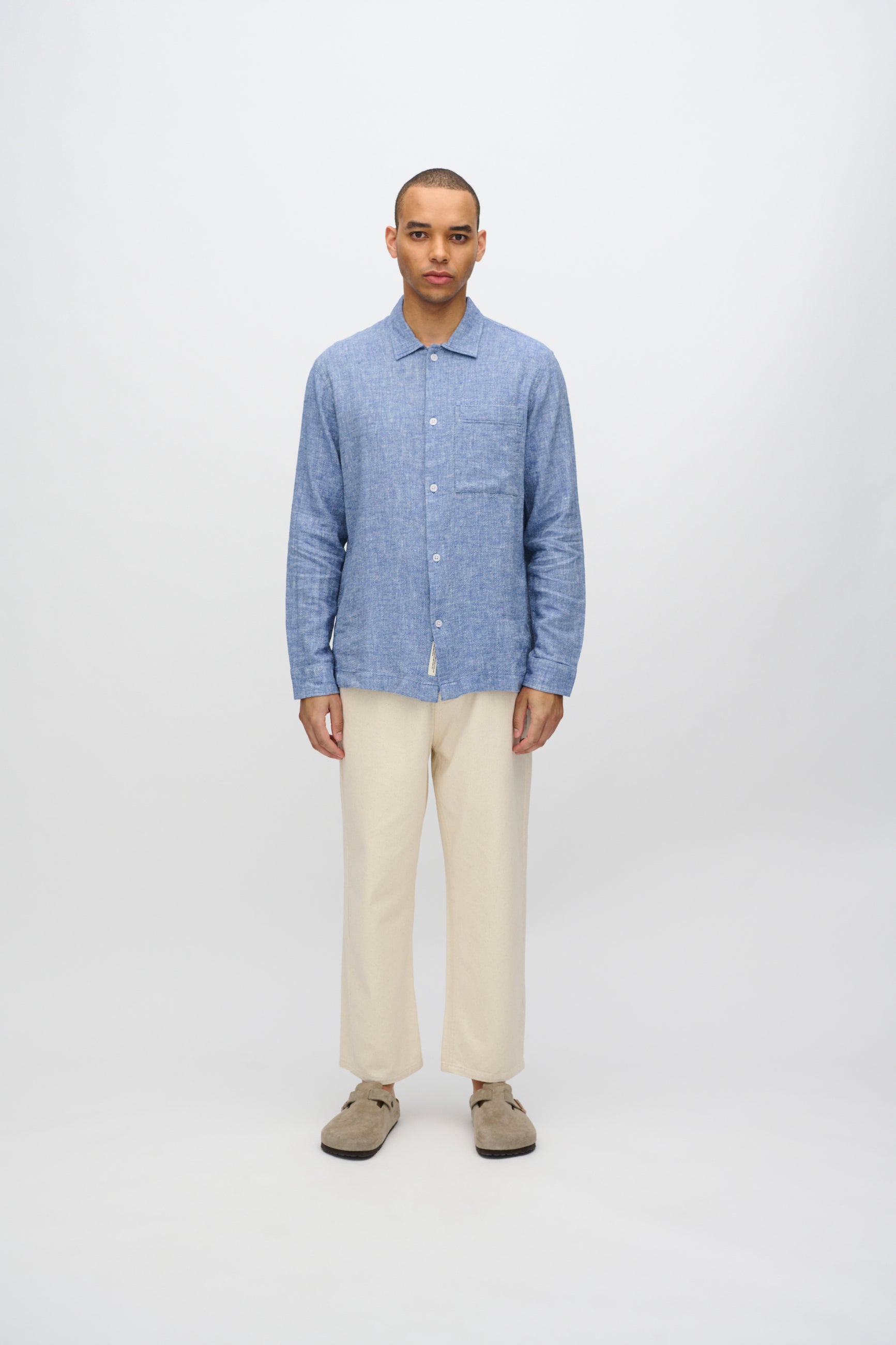 minimum male Francis long sleeved shirt in linen blend 4236 Long Sleeved Shirt 4105 Angel Falls