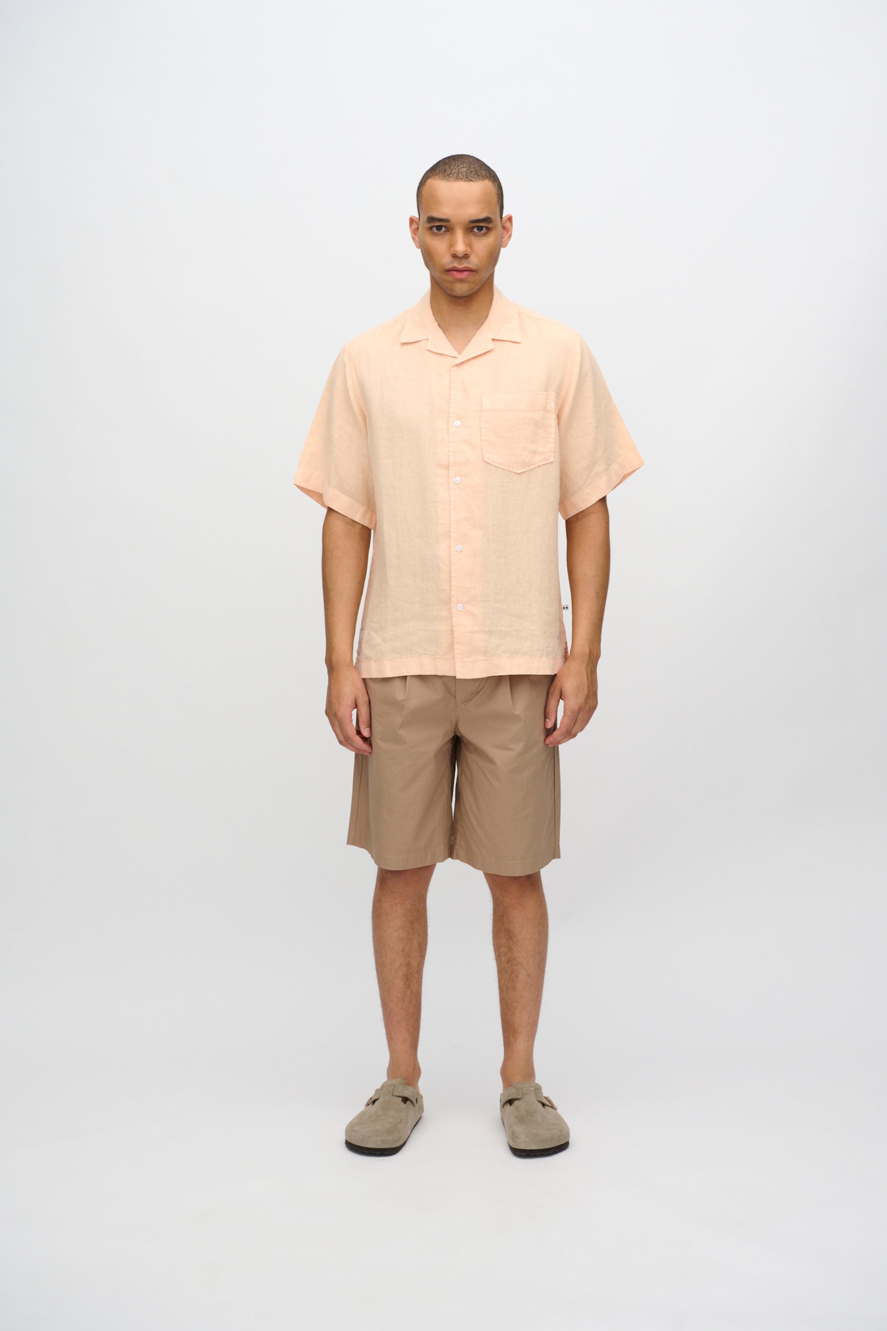 minimum male Hayden short sleeved linen shirt 4115 Short Sleeved Shirt 1110 Creme De Peche